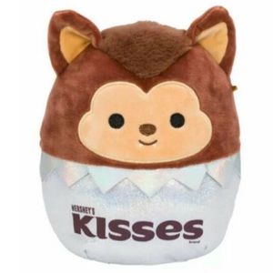 Squishmallows x Hershey Halloween 7” Lyca The Werewolf Kisses Candy Plush Toy